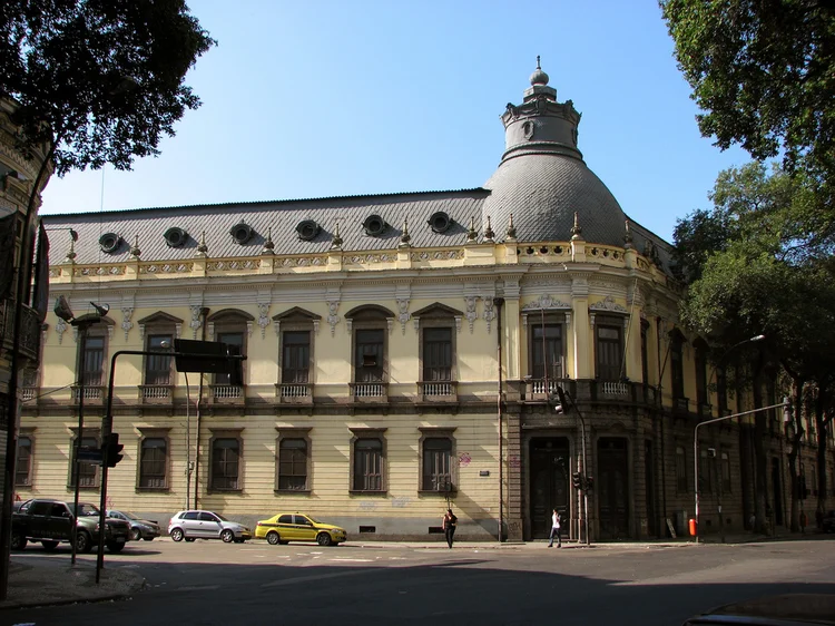 Colégio Pedro II: escola federal do Rio sofrerá com um corte de 36% na verba (Reprodução/Wikimedia Commons)