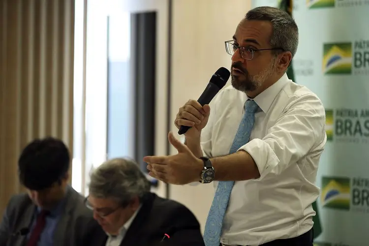 Weintraub: o MEC anunciado o contingenciamento de 3,4% do orçamento total da universidade federais (José Cruz/Agência Brasil)