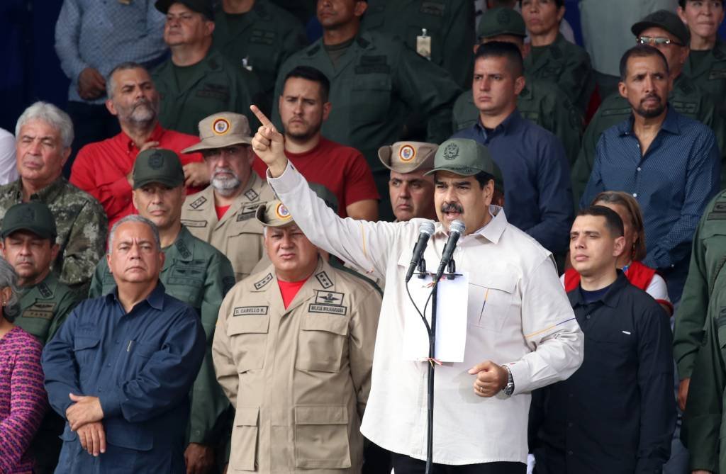 Guerrilha recebe mísseis portáteis do governo Maduro