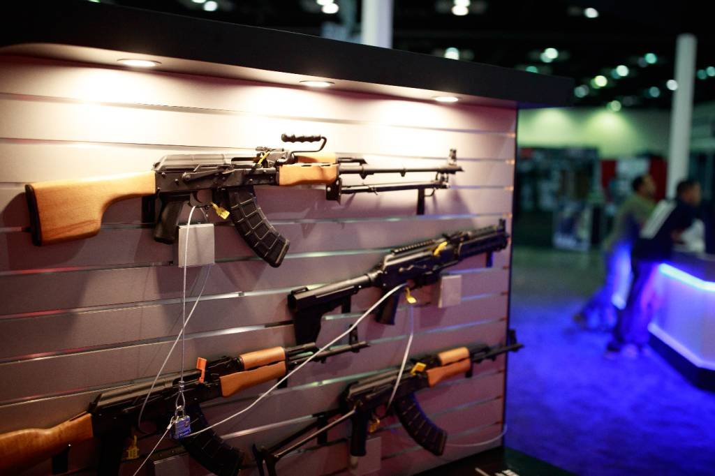 Taurus: decreto de Bolsonaro que regulamenta uso e porte de armas no país libera compra de fuzil por qualquer cidadão (Getty Images/Jeremy Hogan)
