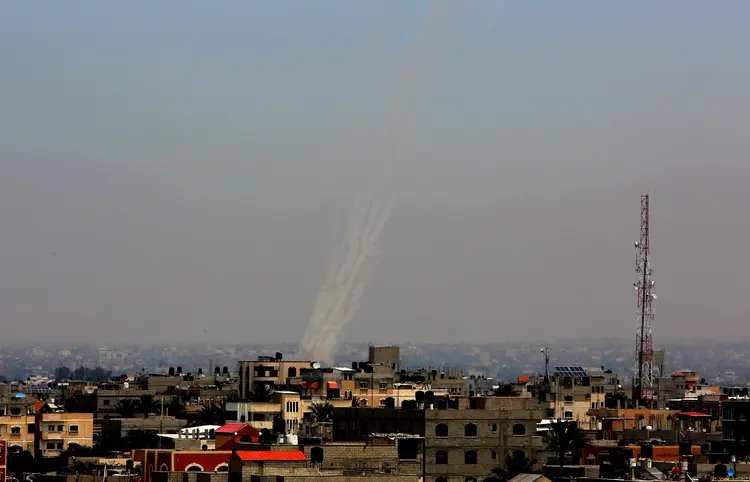 Mísseis de Israel em direção à Faixa de Gaza, em 5 de maio de 2019
 (Abed Rahim Khatib/Anadolu Agency/Getty Images)