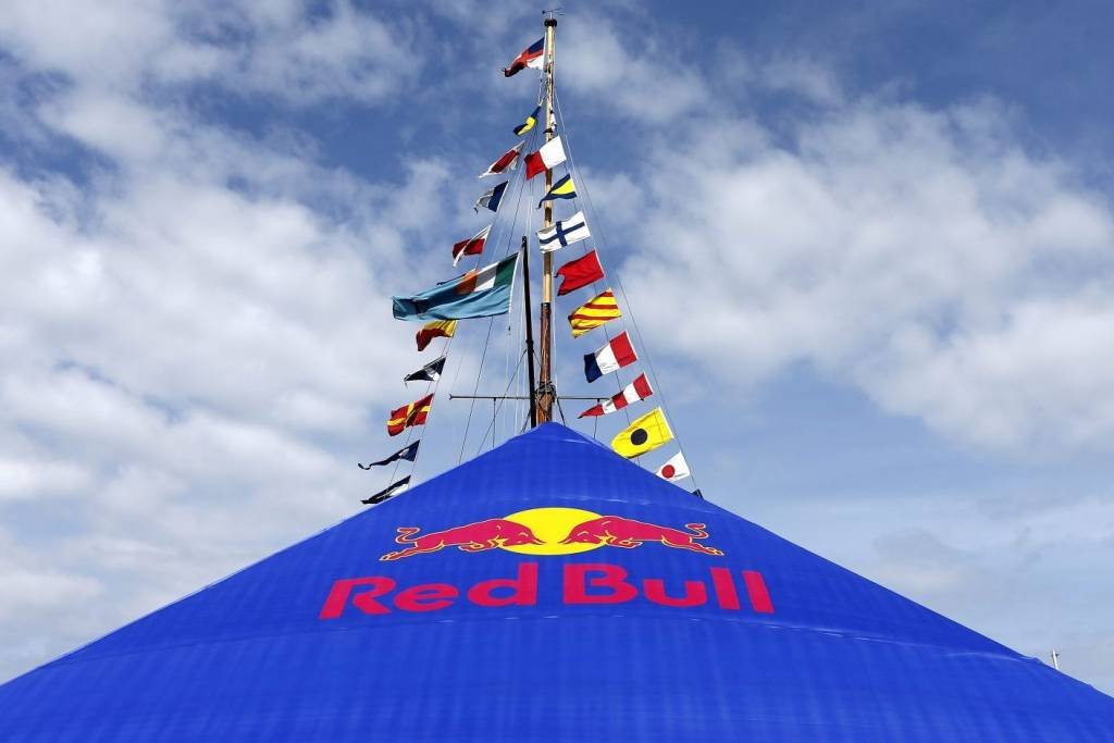 Red Bull abre vagas de trainee com treinamento internacional
