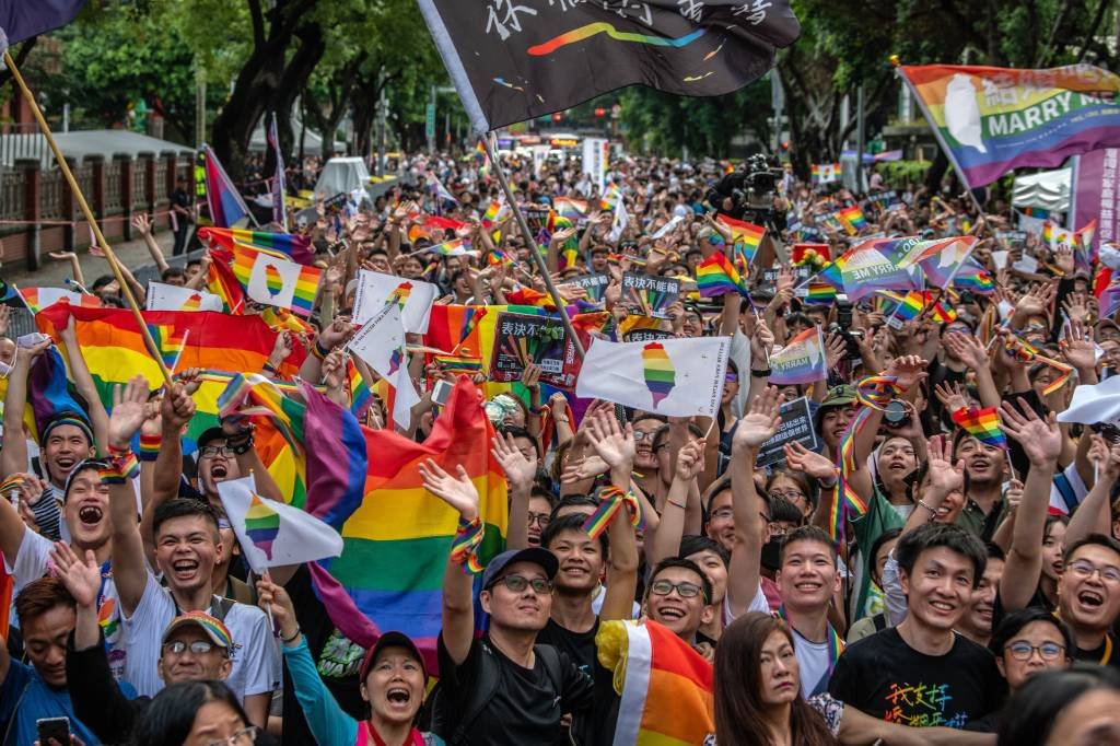 Taiwan se torna o 1º país da Ásia a legalizar o casamento gay