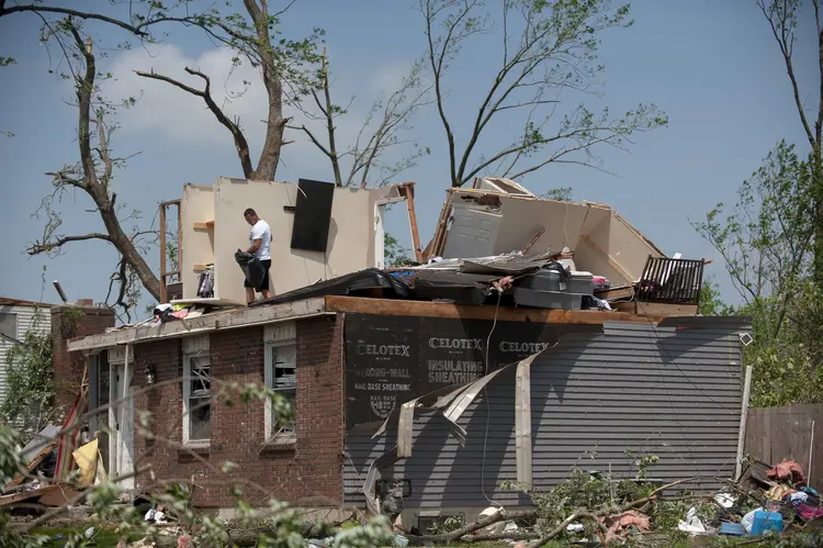 EUA: estados americanos foram atingidos por tornados nos últimos dias (Matthew Hatcher/Getty Images)
