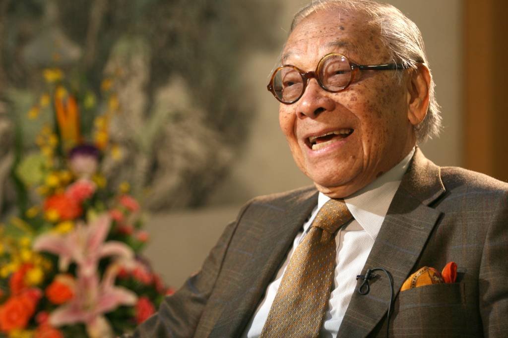 Criador da pirâmide do Louvre, arquiteto I.M. Pei morre aos 102 anos