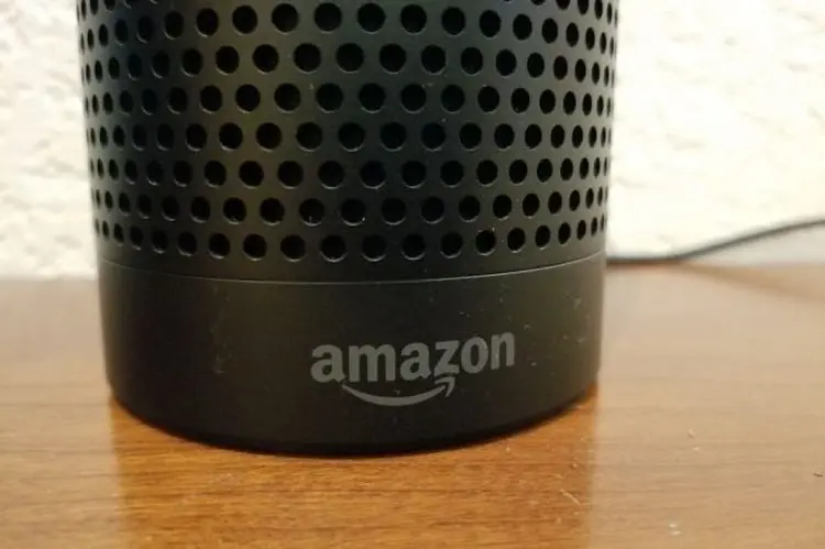 Amazon Echo: dispositivo conta com a inteligência artificial Alexa, que atende a comandos de voz (Getty Images/Getty Images)