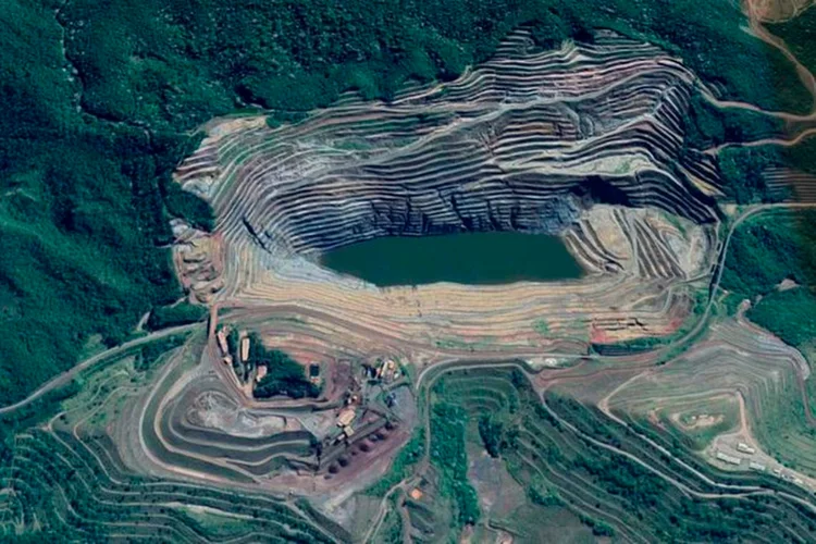 Mina de Gongo Soco, da mineradora Vale, em Barão de Cocais: movimentação do talude chegou a 20 centímetros em alguns pontos (Foto/Agência Brasil)