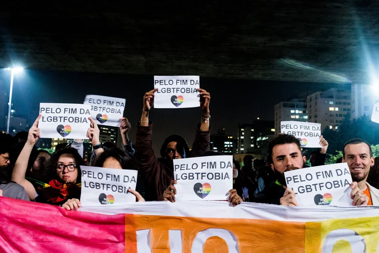 Protesto/imagem de arquivo: se aprovada, violência contra LGBT se enquadrará no crime do racismo (Anadolu Agency / Contributor/Getty Images)