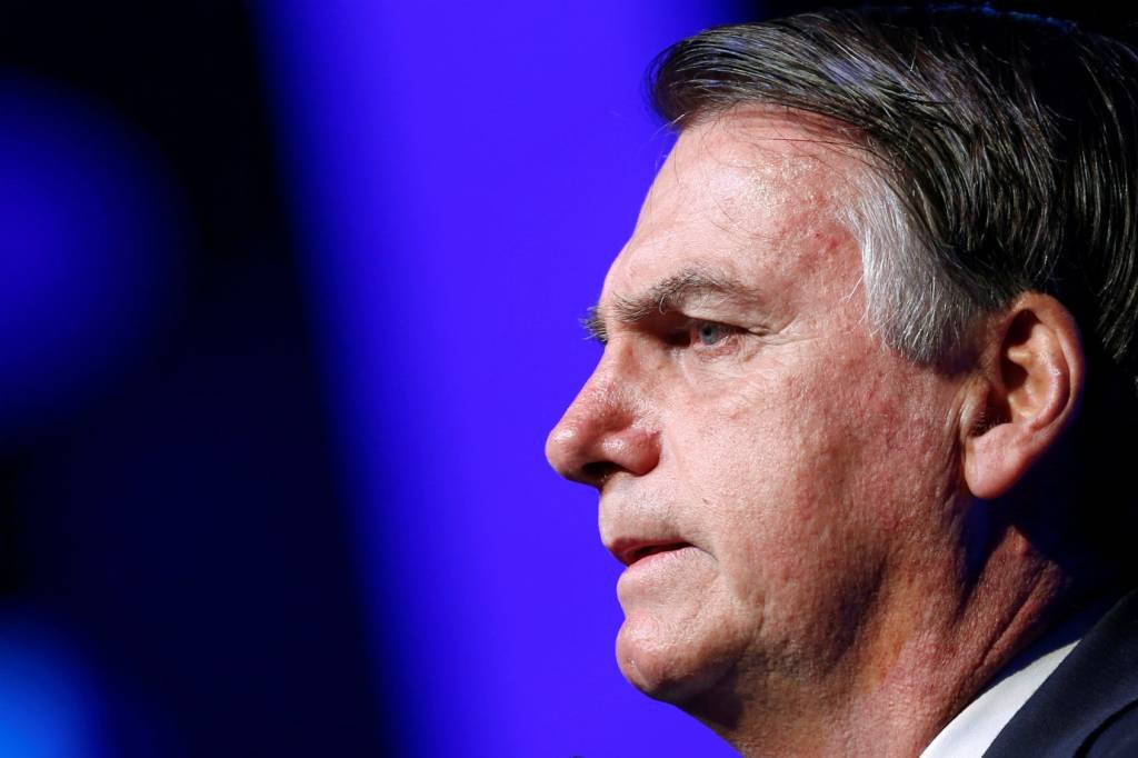 Bolsonaro: Se Câmara e Senado têm proposta melhor, que ponham em votação