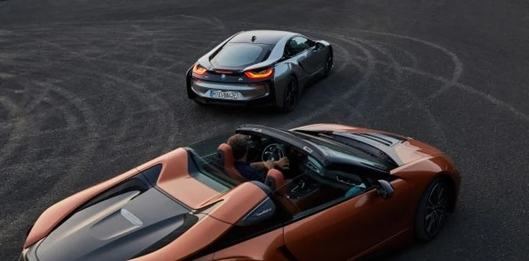 BMW i8 Coupé e Roadster (BMW/Divulgação)