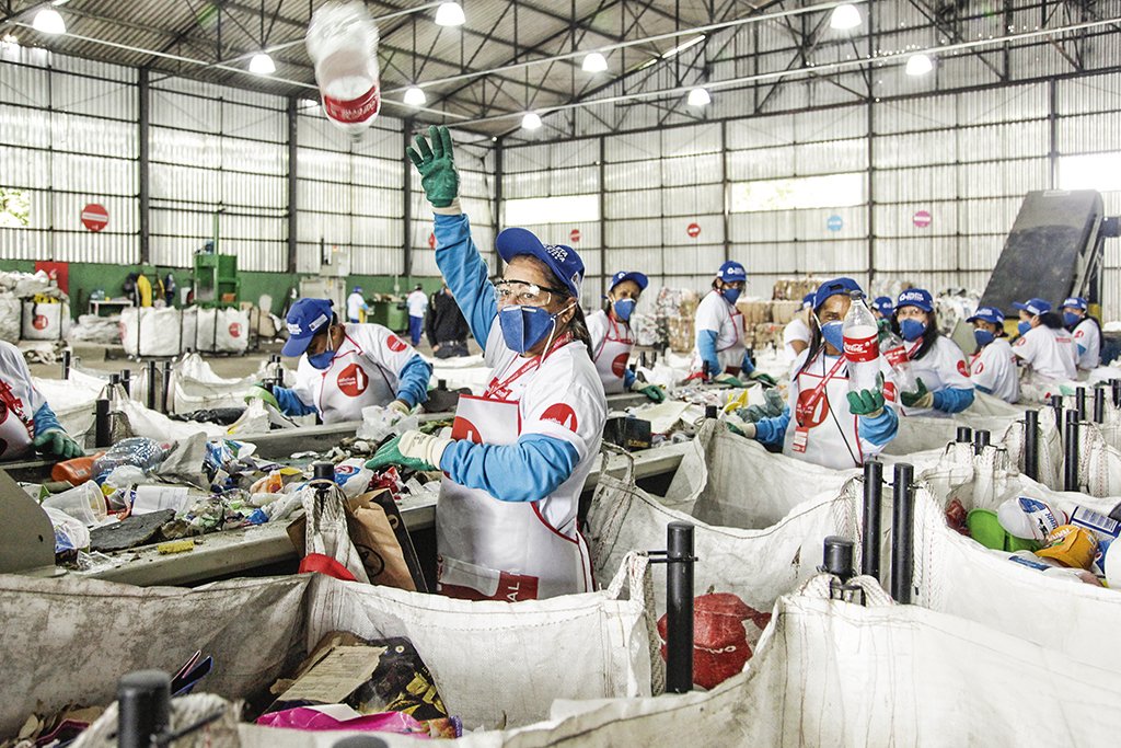 Reciclagem de garrafas PET da Coca-Cola