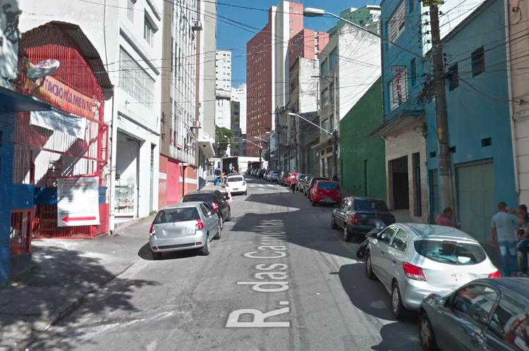 Incêndio: vazamento na rede de gás causou incêndio no 7º andar de um prédio na Rua Carmelitas, no bairro da Sé, no centro de São Paulo (Street View/Reprodução)