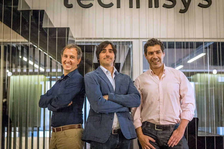 Os fundadores da Technisys: German Pugliese Bassi, Miguel Santos e Adrián Iglesias (Technisys/Divulgação)