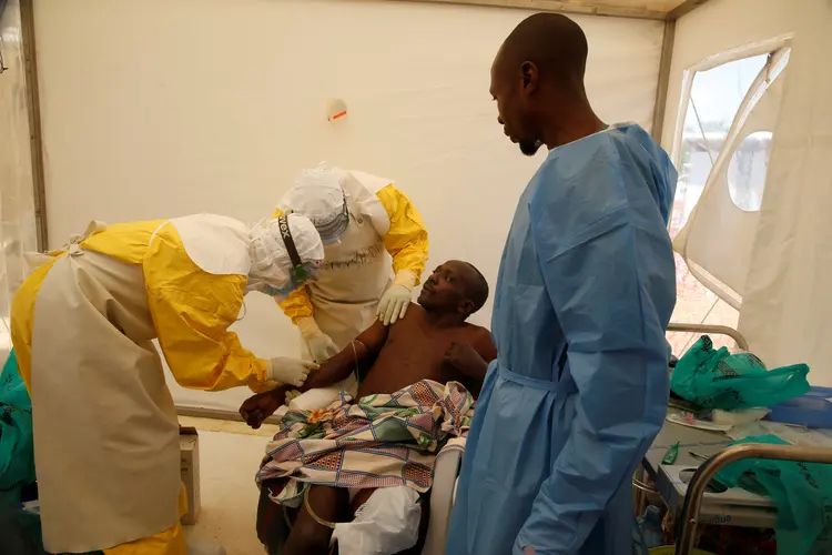 Ebola: mais de 500 pessoas foram curadas em dez meses de epidemia (Baz Ratner/Reuters)