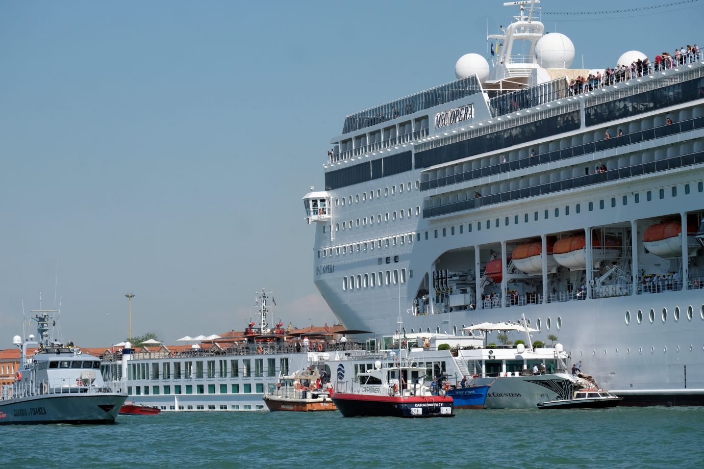 Cruzeiro perde controle em Veneza e deixa ao menos 5 feridos; veja vídeos