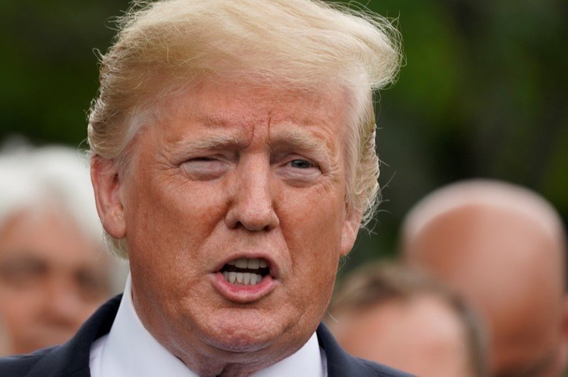 Corte dos EUA autoriza Trump a usar recursos para muro em fronteira