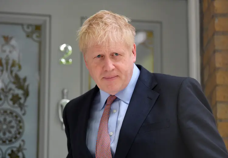 Dos quatro candidatos, Johnson é apontado como o favorito ao cargo de primeiro-ministro britânico (Toby Melville/Reuters)