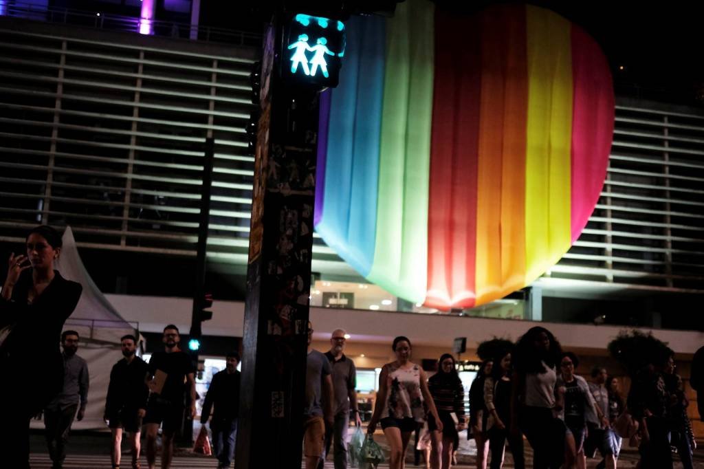 Parada LGBT relembra 50 anos de protestos em Nova York