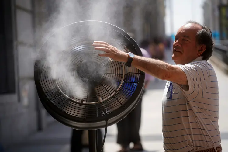 Clima: ondas de calor afetaram a Europa no mês de junho (Juan Medina/Reuters)