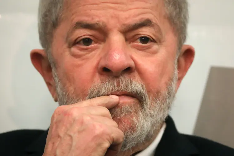 Lula: em recurso, defesa do ex-presidente pede migração para o regime aberto (Andre Coelho/Bloomberg)