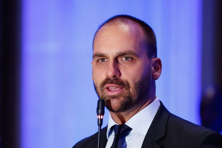 Eduardo Bolsonaro: "Neste momento eu não sei se a lista que está valendo é a minha lista. Se houve ou não qualquer tipo de acordo, não posso me posicionar como sendo ou não o líder do partido" (Alan Santos/PR/Flickr)