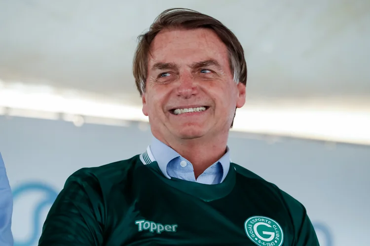 Bolsonaro: "É um negócio direcionado para tirar dinheiro do povo", afirmou o presidente sobre as multas (Alan Santos/PR/Divulgação)