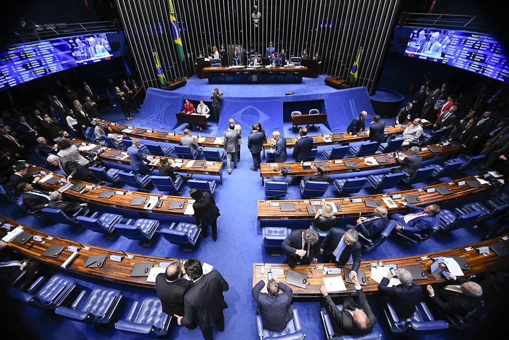 Alcolumbre: Congresso apoia reforma, mas não aprovaria venda dos Correios