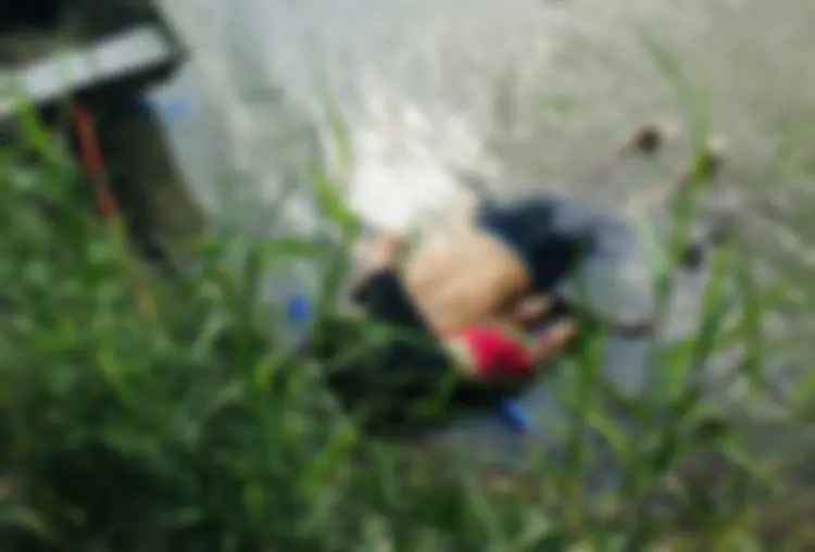 Imigrantes: foto de pai e filha afogados enquanto tentavam chegar aos EUA emocionou a comunidade internacional (AFP/AFP)