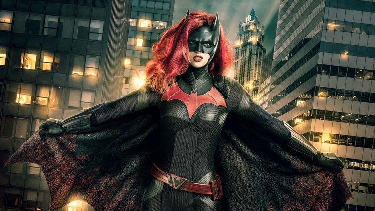 "Batwoman", série sobre heroína lésbica, ganha data de estreia