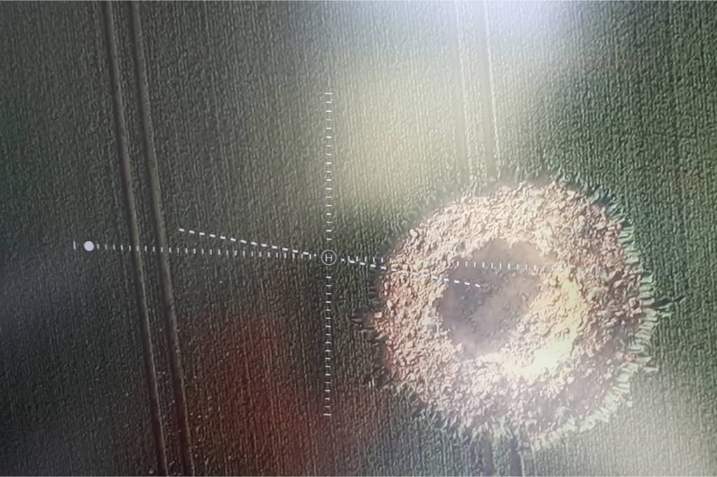 Bomba da Segunda Guerra explode e deixa cratera gigante na Alemanha