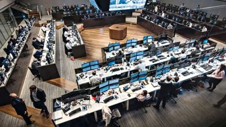 Bolsa de São Paulo: mercado global entra em alerta após um ataque norte-americano no Iraque (Germano Ludes/Exame)
