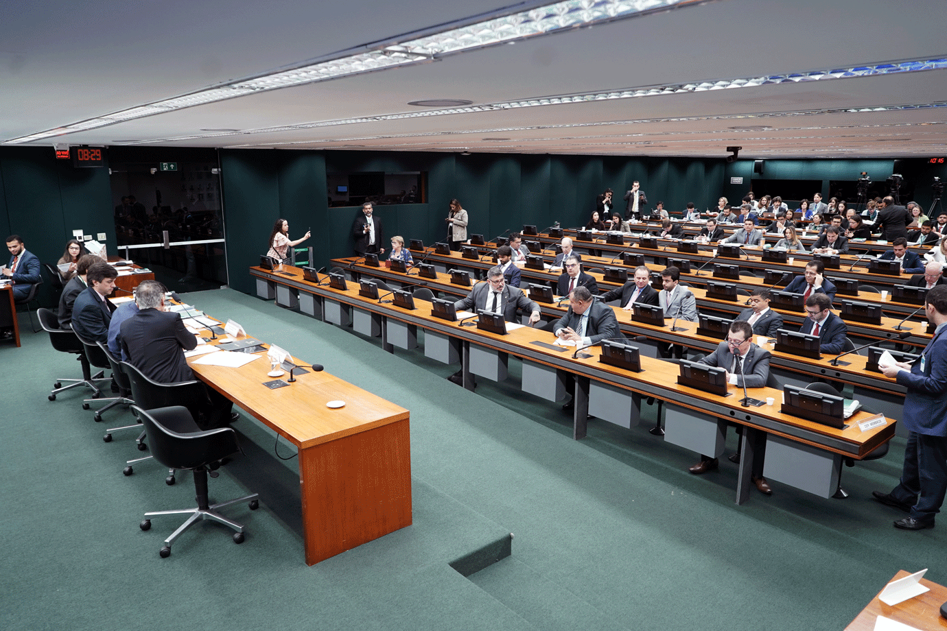 Comissão especial pode votar Previdência na segunda-feira, dizem líderes