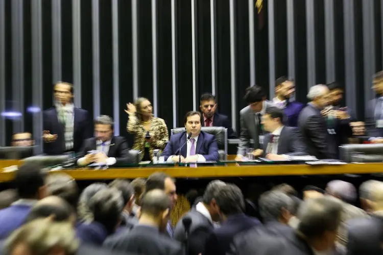 Plenário da Câmara: orçamento manterá fundo para partidos (Fabio Rodrigues Pozzebom/Agência Brasil)