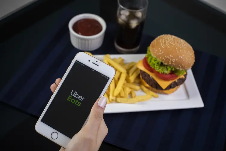 Uber Eats: Infobip é responsável por plataforma de SMS e voz da Uber em todos os países em que a empresa americana atua (Uber Eats/Divulgação)