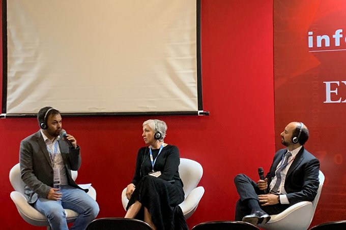 O futuro do comércio une experiências online e offline