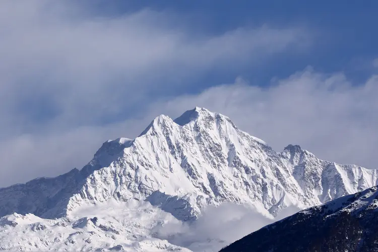 Índia: os alpinistas de cinco nacionalidades estão desaparecidos desde sexta-feira (Vishal Bhatnagar/Getty Images)
