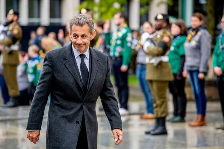 França: Sarkozy é acusado de tentar, em 2014, obter informações de um juiz em troca de sua nomeação para um posto de prestígio (Patrick van Katwijk/Getty Images)