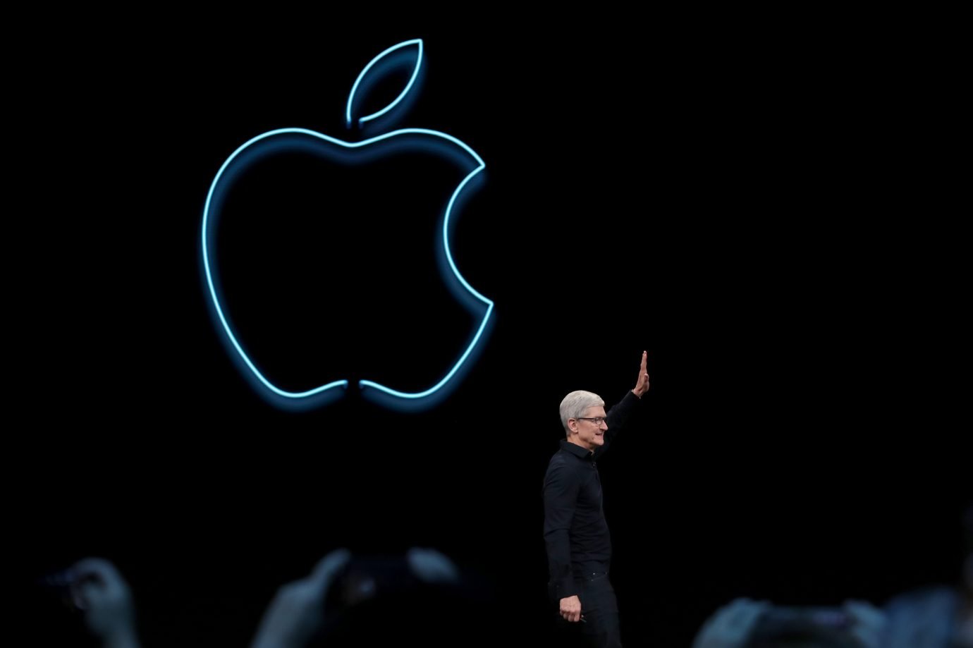 CEO da Apple se diz otimista sobre perspectivas pós-pandemia