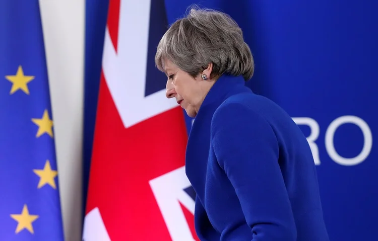 THERESA MAY: Em 2016, quando a conservadora ascendeu ao posto de primeira-ministra, o caminho para a consolidação do Brexit parecia menos tortuoso (Susana Vera/Reuters)