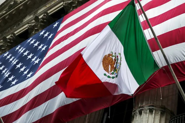 Estados Unidos: em meio à discussão sobre aumentos da tarifa aos produtos mexicanos, os EUA anunciaram a detenção de mais 132 mil imigrantes na fronteira com o país vizinho (Lucas Jackson/Reuters)