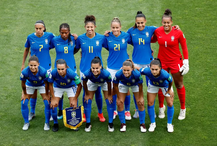 Seleção brasileira feminina: time busca vitória para conseguir vaga nas oitavas (Eric Gaillard/Reuters)