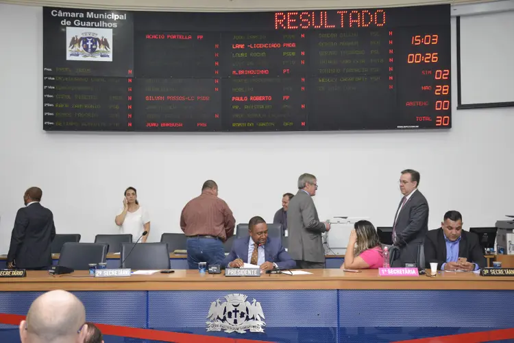 Câmara de Guarulhos: vereadores derrubam veto de prefeito e liberam projeto de custo milionários (Bruno Netto/Reprodução)