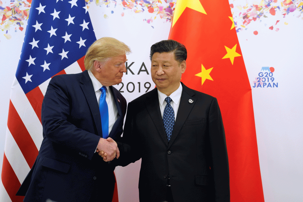 Trump pressiona empresas dos EUA a fecharem operações na China