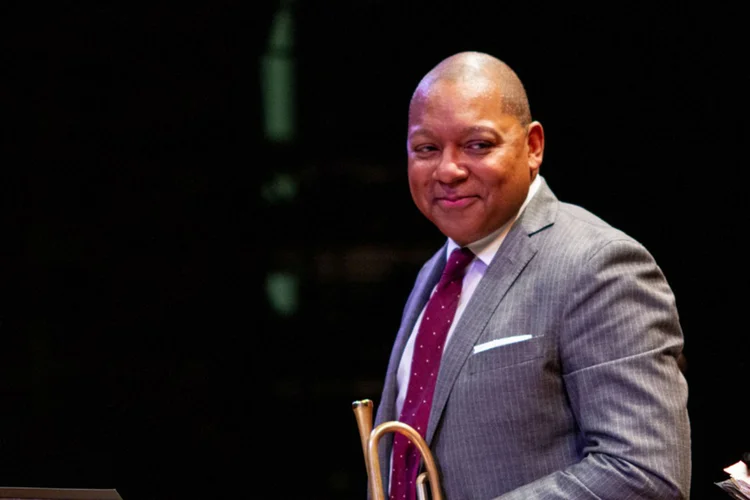 Wynton Marsalis: músico disse que também quer aprender com os brasileiros "a escrever temas eternos em ritmos como bossa nova, frevo, choro, samba". (Luigi Beverelli/Facebook/Divulgação/Reprodução)