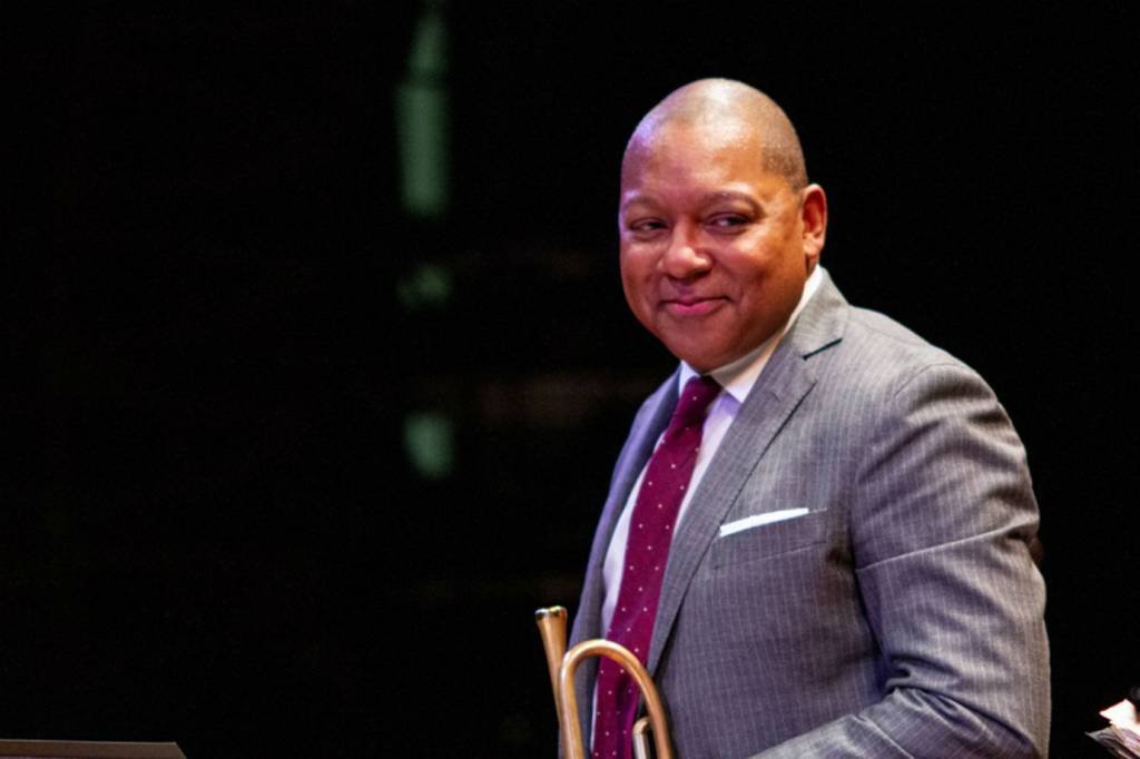 Wynton Marsalis vem com 15 músicos para uma série de aulas e concertos