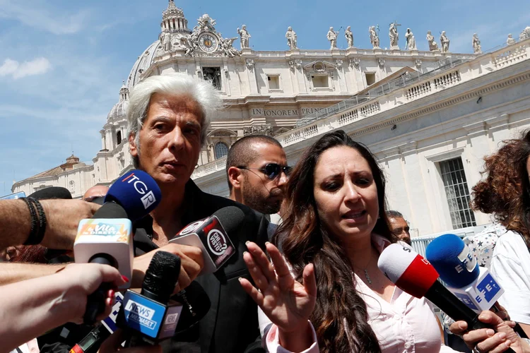 Pietro Orlandi: irmão de Emanuela Orlandi, que desapareceu há 36 anos, deixa o Vaticano após abertura de túmulos em cemitério (Remo Casilli/Reuters)