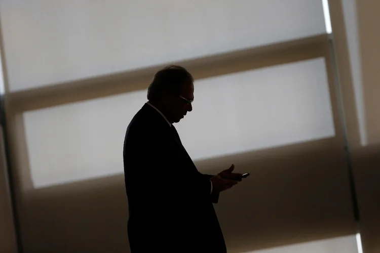 Paulo Guedes: celular do ministro foi hackeado, informou o Ministério da Economia (Adriano Machado/Reuters)