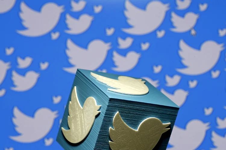 Twitter: empresa removeu mensagens falsas sobre a hidroxicloroquina (Dado Ruvic/Reuters)