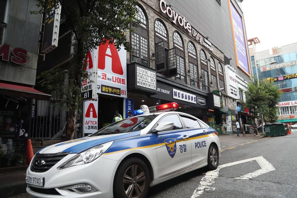 Desabamento: incidente ocorreu na madrugada deste sábado e deixou dois mortos na Coreia do Sul (Antonio Bronic/Reuters)