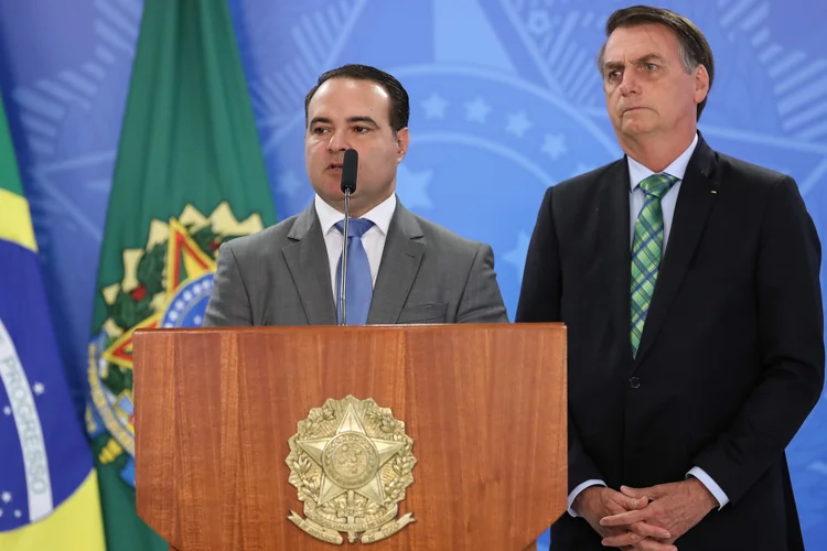 Novo ministro da Secretaria-Geral da Presidência da República, Jair Bolsonaro, e presidente Jair Bolsonaro (Marcos Corrêa/PR/Reprodução)